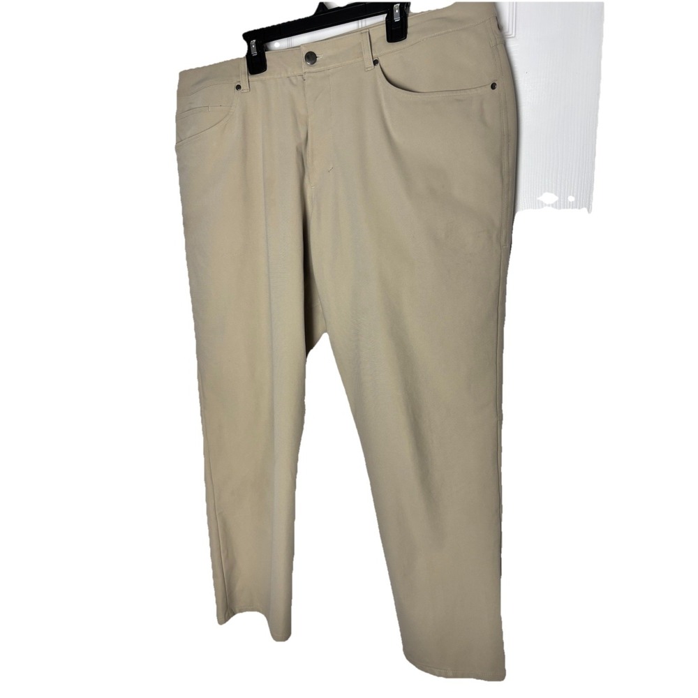 Lululemon Men's 38x27.5 ABC Classic Fit Pants Khaki Performance Golf‎ Travel